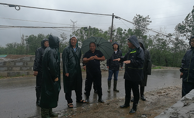 董事长防汛11.jpg