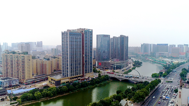 摩尔国际0.jpg